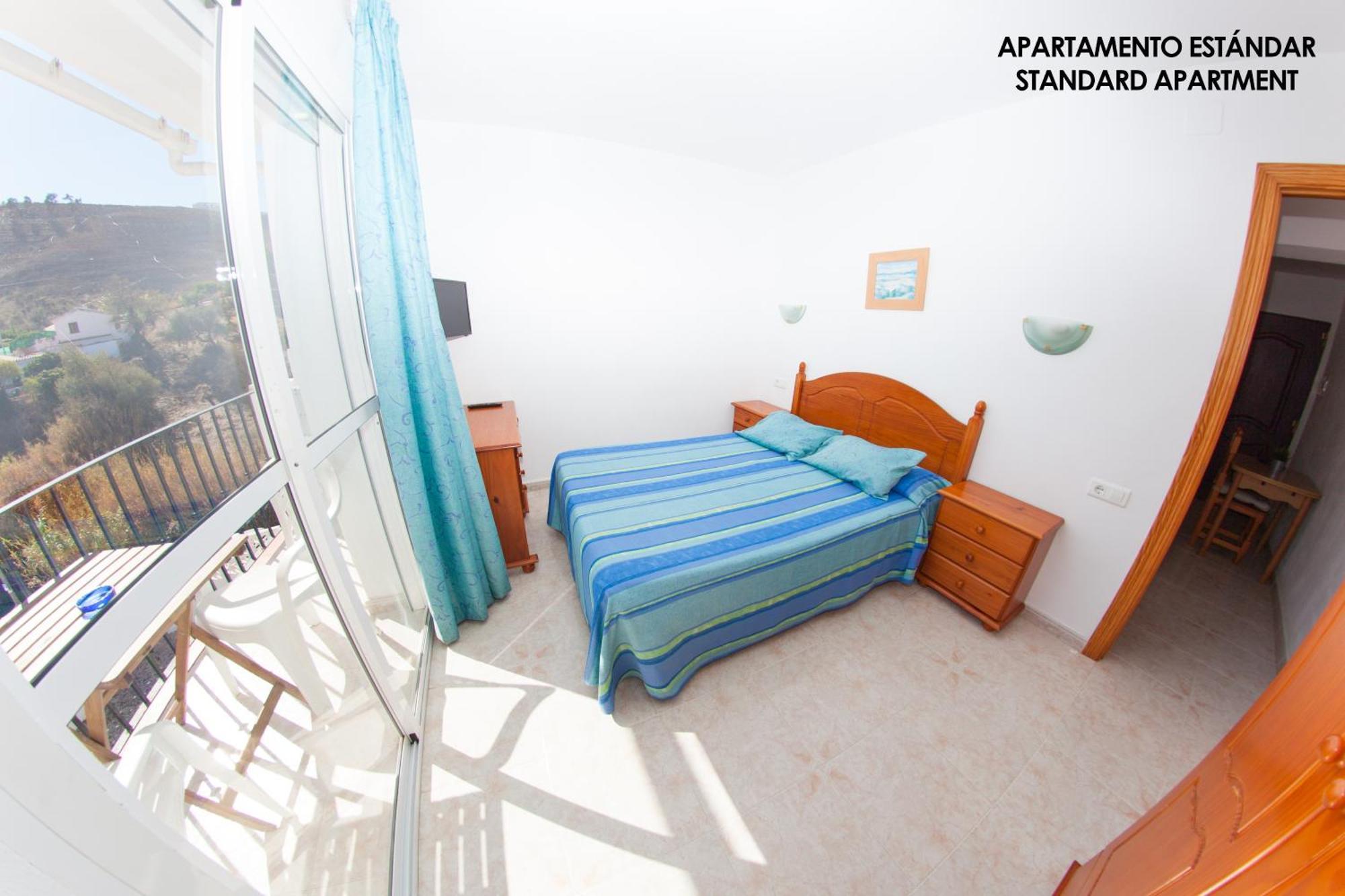 Apartamentos Rurales Santos Benajarafe Bilik gambar