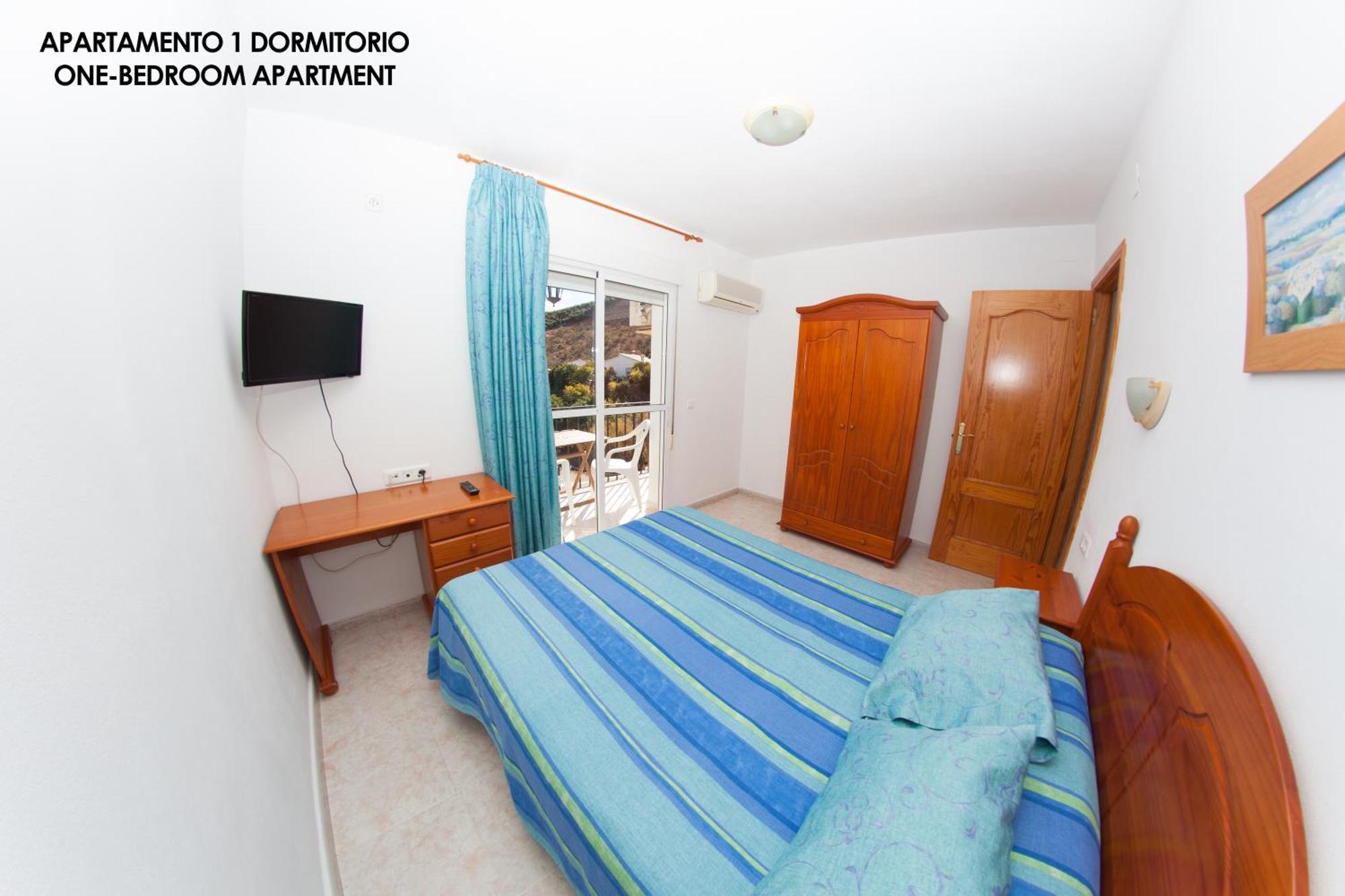 Apartamentos Rurales Santos Benajarafe Bilik gambar