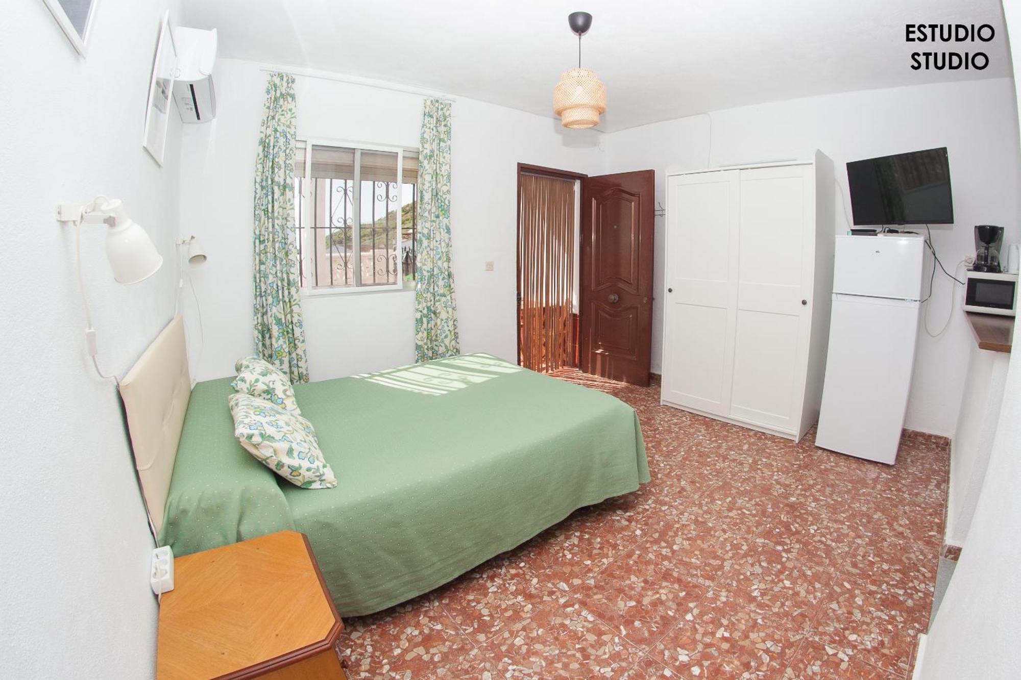 Apartamentos Rurales Santos Benajarafe Bilik gambar